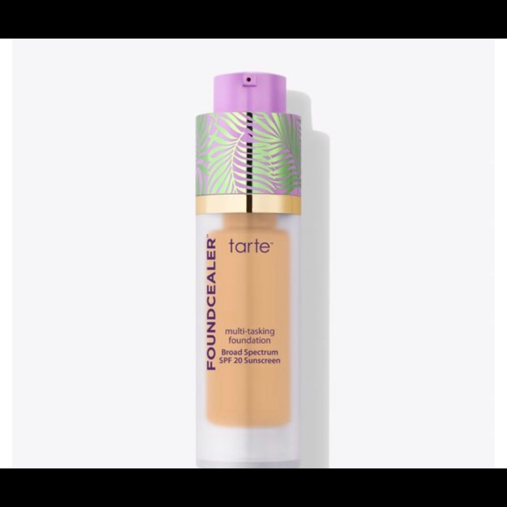 Tarte Foundcealer in 16B fair-light beige